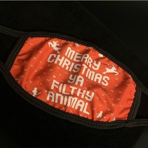 Unisex Adult "Merry Christmas Ya Filthy Animal" Reusable Cloth Face Mask - Picture 1 of 3